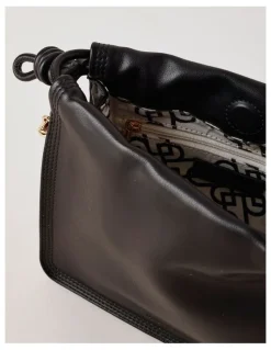 Basque Savannah Shoulder Bag in Black