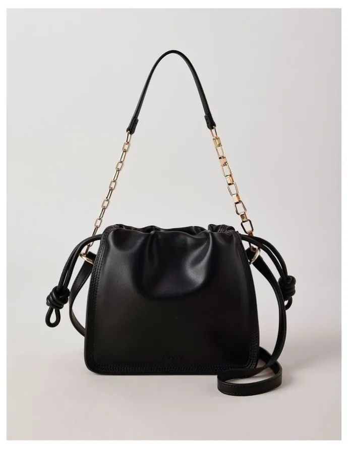 Basque Savannah Shoulder Bag in Black