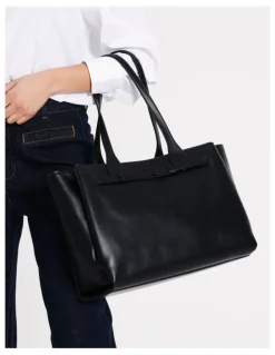 Basque Sienna II Tote Bag in Black