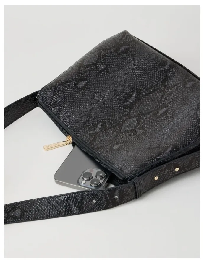 Basque Sofia Shoulder Bag in Black
