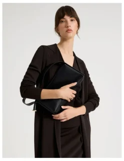 Basque Tara Shoulder Bag in Black