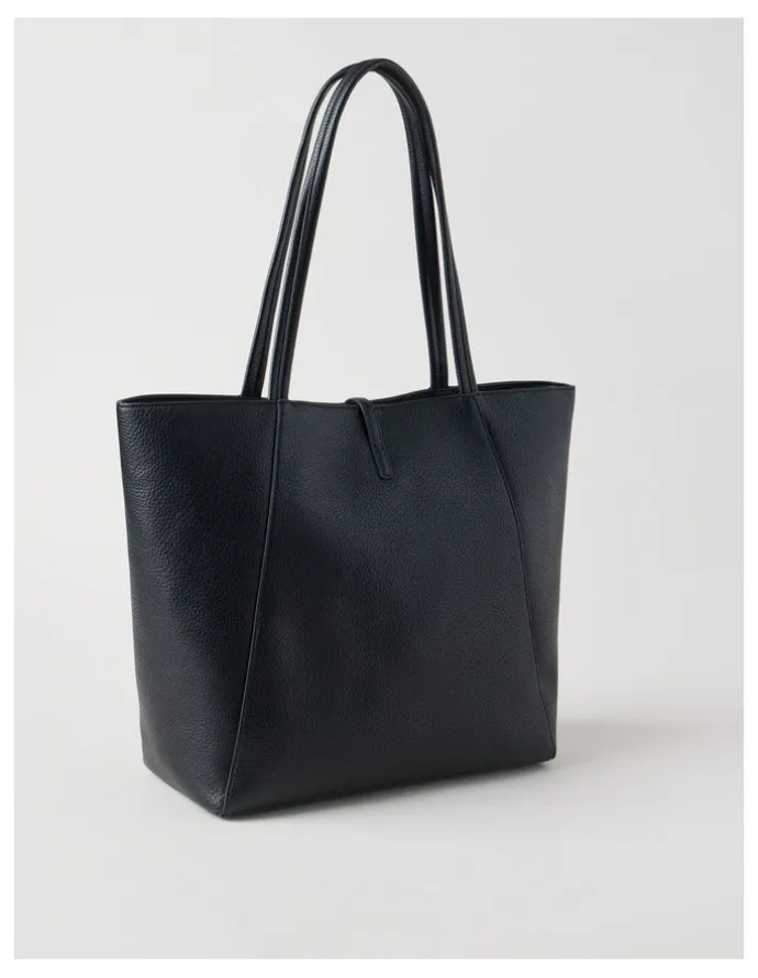 Basque Tara Tote Bag in Black