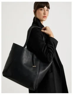 Basque Tara Tote Bag in Black
