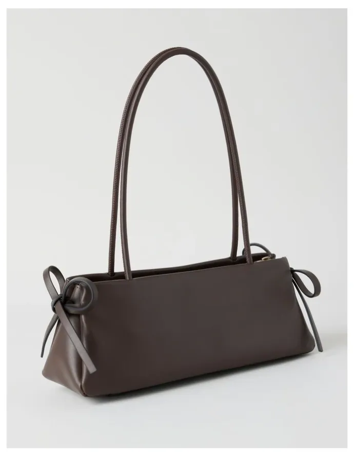 Basque Tory Shoulder Bag in Chocolate