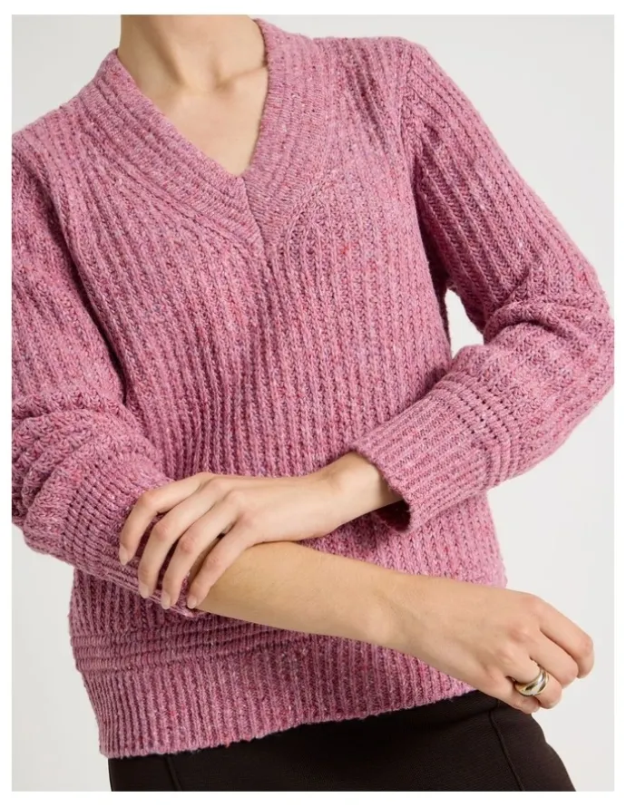 Basque V Neck Knit in Pink