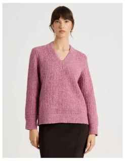 Basque V Neck Knit in Pink