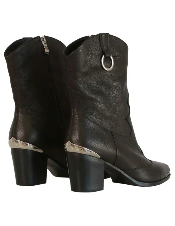 Belle & Bloom Dallas Western Boot in Vintage Black