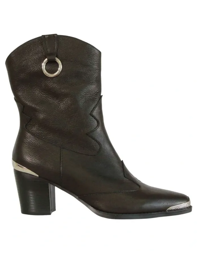 Belle & Bloom Dallas Western Boot in Vintage Black