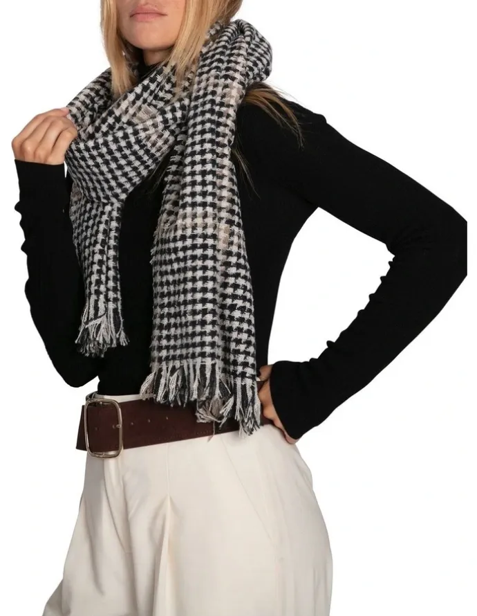 Belle & Bloom Espresso Scarf in Black