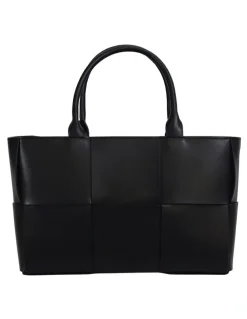 Belle & Bloom Long Way Home Woven Tote in Black