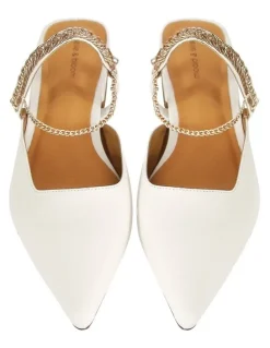 Belle & Bloom On The Go Leather Flat in Cream