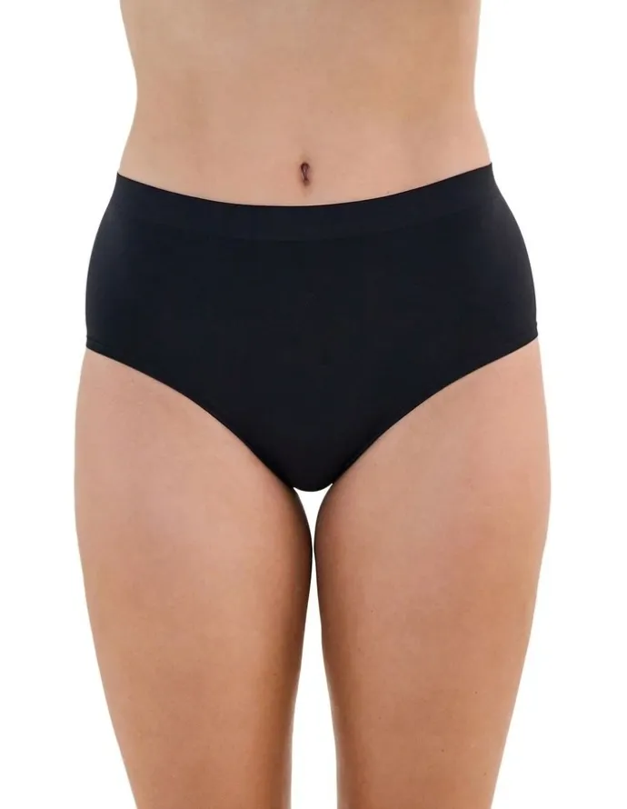 Bendon Seamless Soft Full Brief in Black