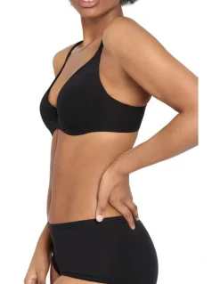 Berlei Barely There T-Shirt Bra in Black