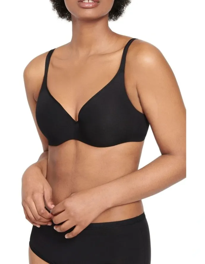Berlei Barely There T-Shirt Bra in Black