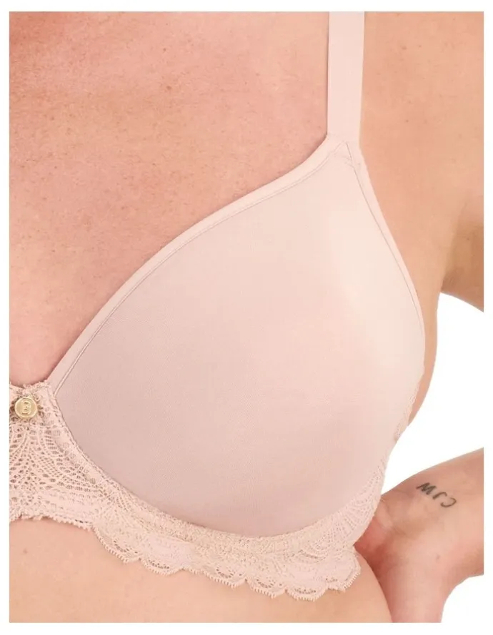 Berlei Lift and Shape T-shirt Spacer Bra in Nude Lace