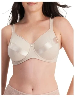 Berlei Minimising Bra in Soft Powder