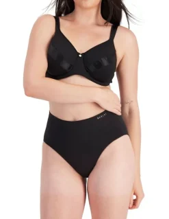 Berlei Minimising Bra in Black