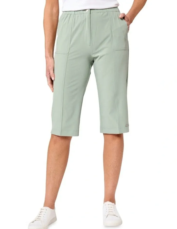 Black Pepper Eureka Long Short in Green