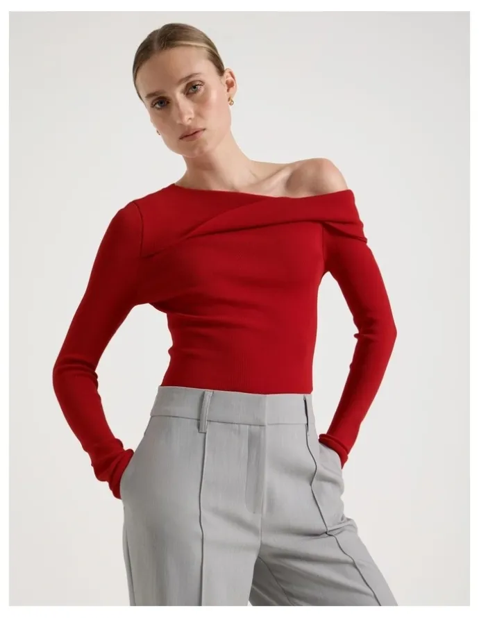 Blaq Asymmetrical Off The Shoulder Knit Top in Red