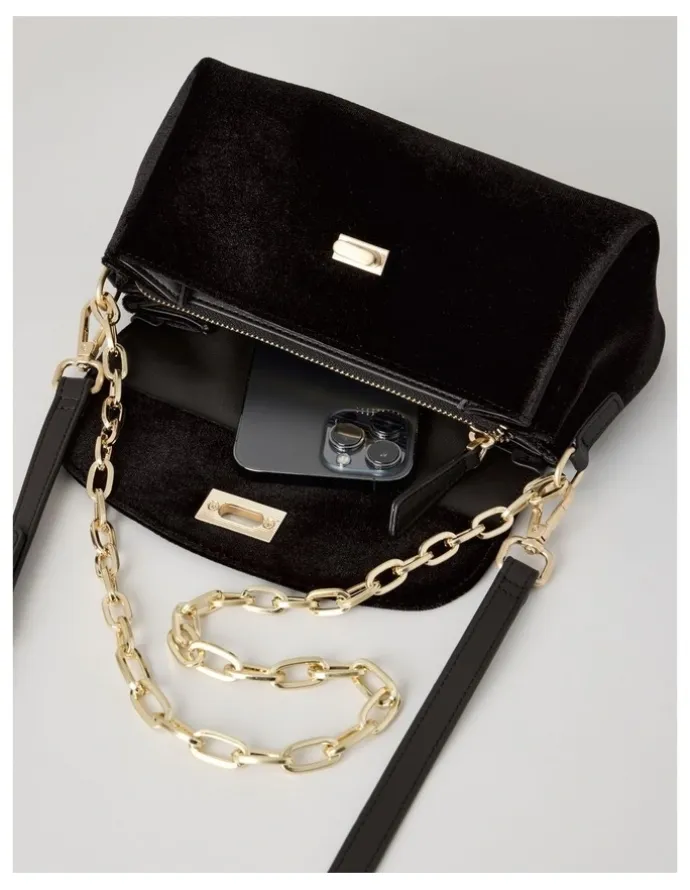 Blaq Bella Shoulder Bag in Black