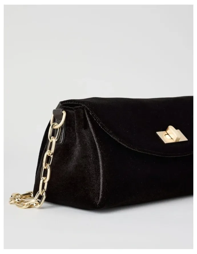 Blaq Bella Shoulder Bag in Black