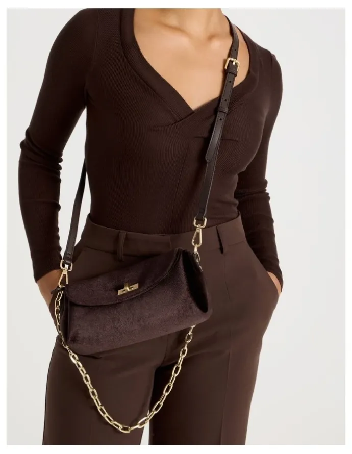 Blaq Bella Shoulder Bag in Chocolate