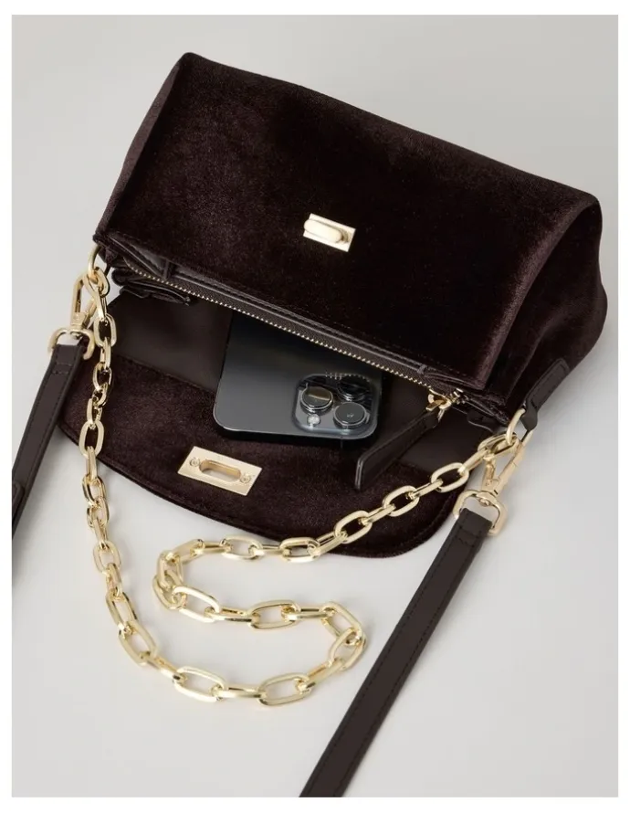 Blaq Bella Shoulder Bag in Chocolate