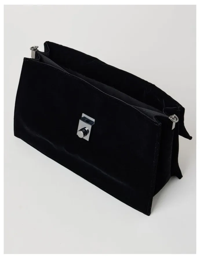 Blaq Bethany Clutch Bag in Black