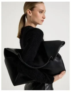 Blaq Bree Shoulder Bag in Black