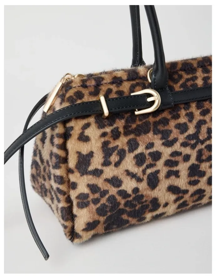 Blaq Brianna Shoulder Bag in Leopard