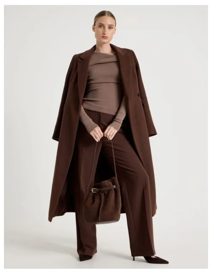 Blaq Brooklyn Leather Shoulder Bag in Chocolate