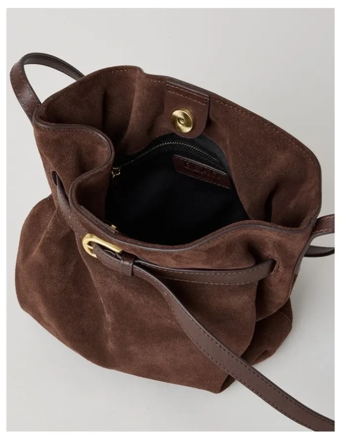 Blaq Brooklyn Leather Shoulder Bag in Chocolate