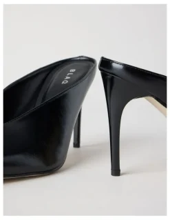 Blaq Claudia Heeled Shoes in Black Glaze