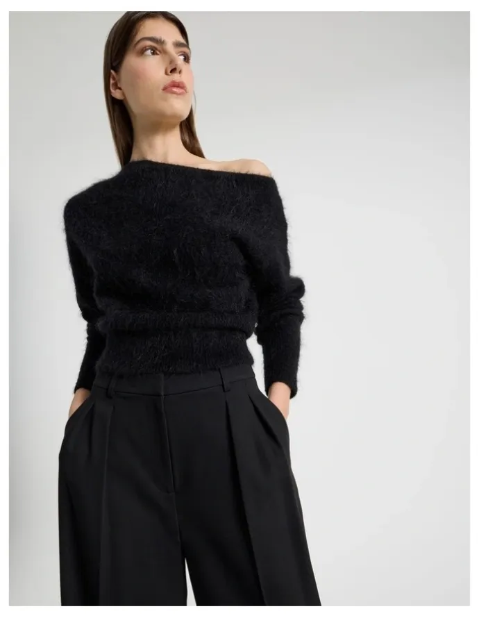 Blaq Double Pleat Wide Pants in Black