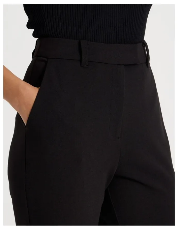 Blaq Flare Pant in Black