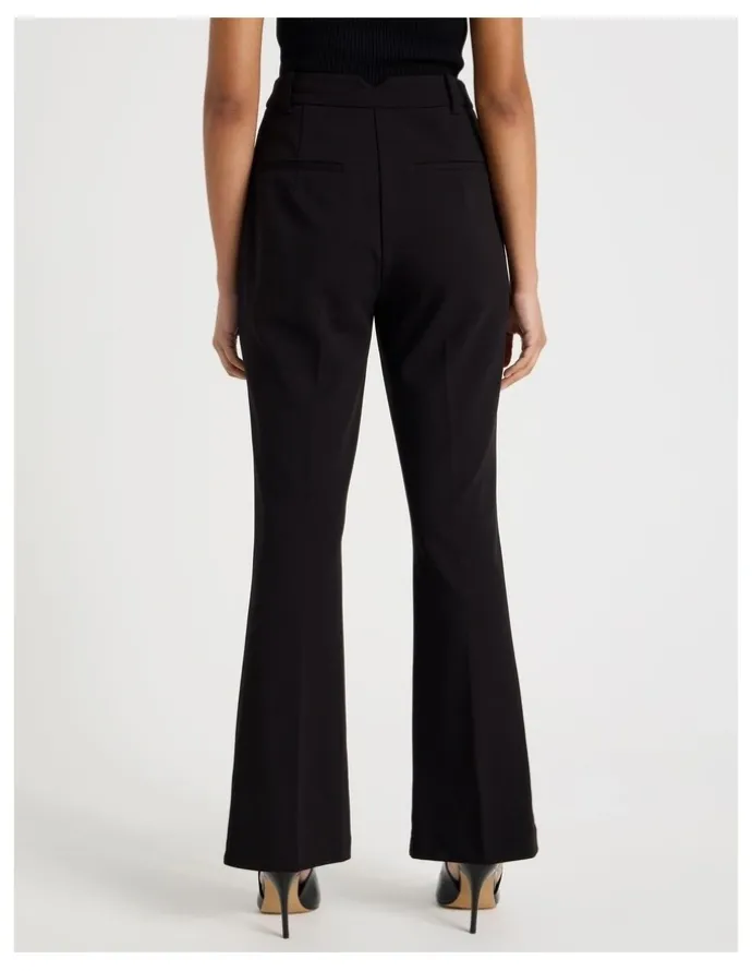 Blaq Flare Pant in Black