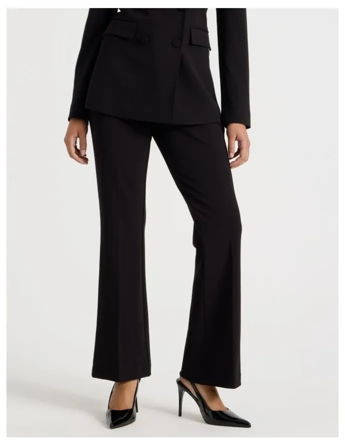 Blaq Flare Pant in Black