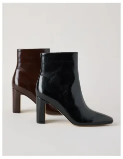 Blaq Kourtney Boot in Black