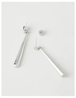 Blaq Metal Teardrop Earrings in Silver