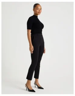 Blaq Mid Rise Slim Pant in Black