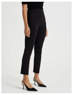 Blaq Mid Rise Slim Pant in Black