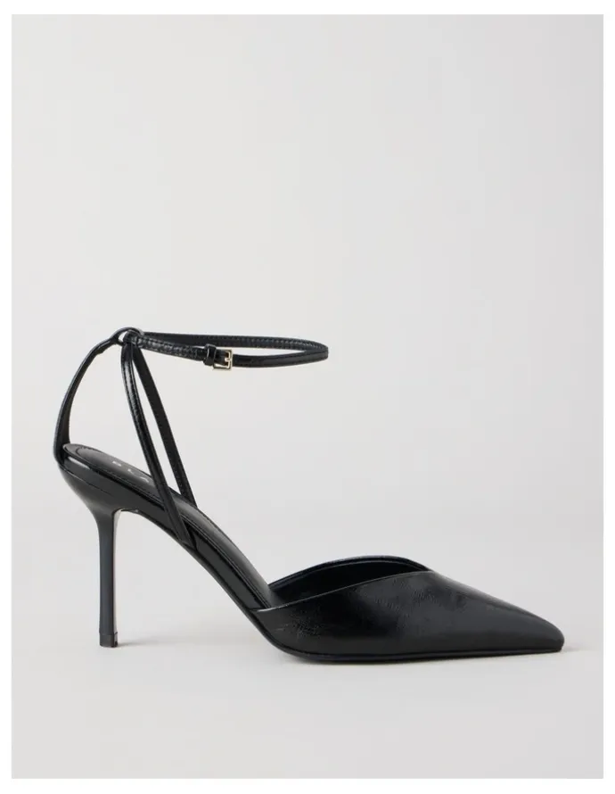 Blaq Mila Heeled Shoes in Black