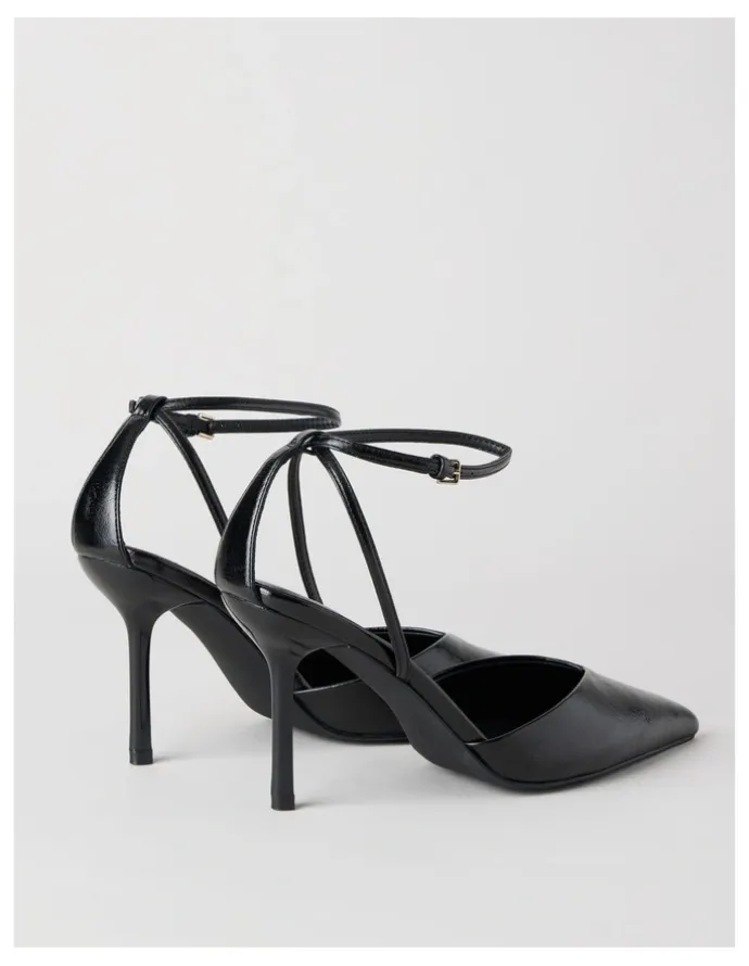 Blaq Mila Heeled Shoes in Black