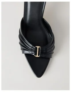 Blaq Nezahlia Sandal in Black