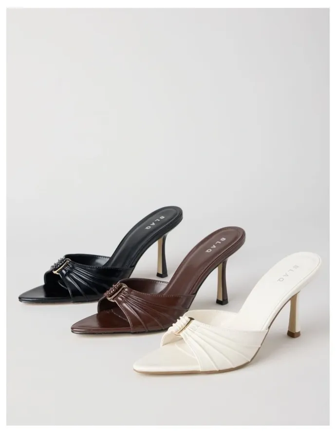 Blaq Nezahlia Sandal in White