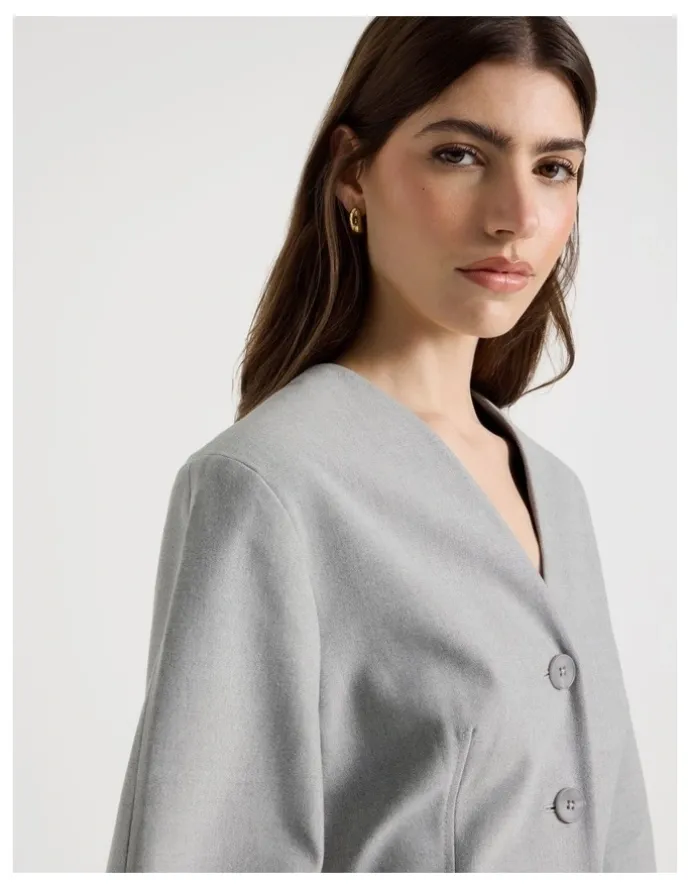 Blaq Oviod Sleeve Collarless Blazer in Grey