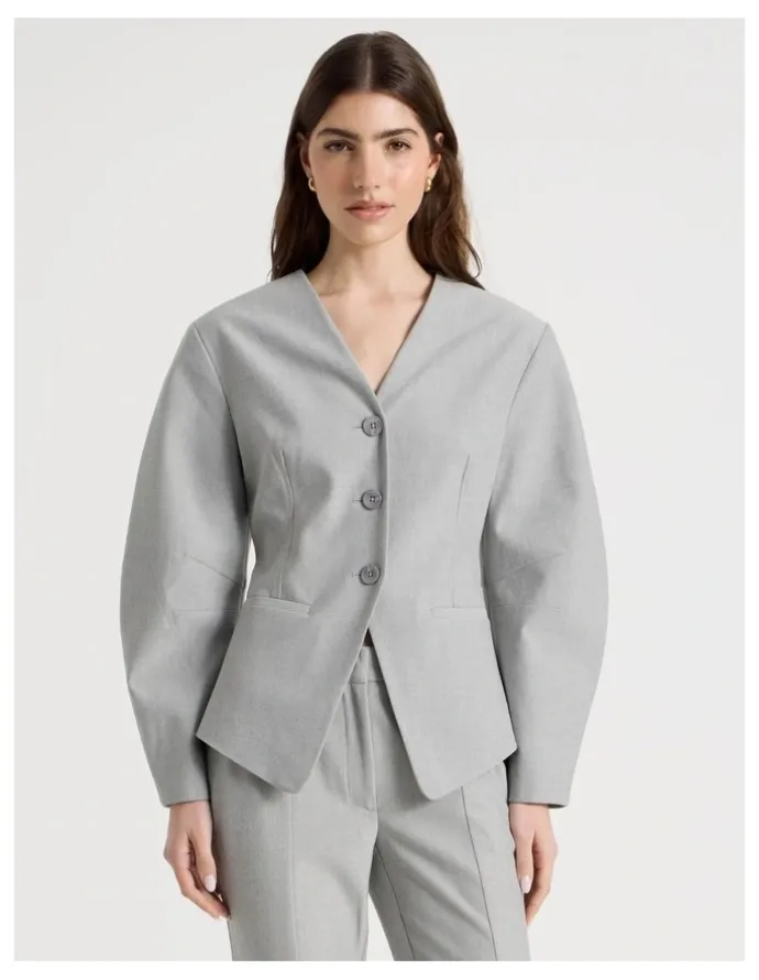Blaq Oviod Sleeve Collarless Blazer in Grey