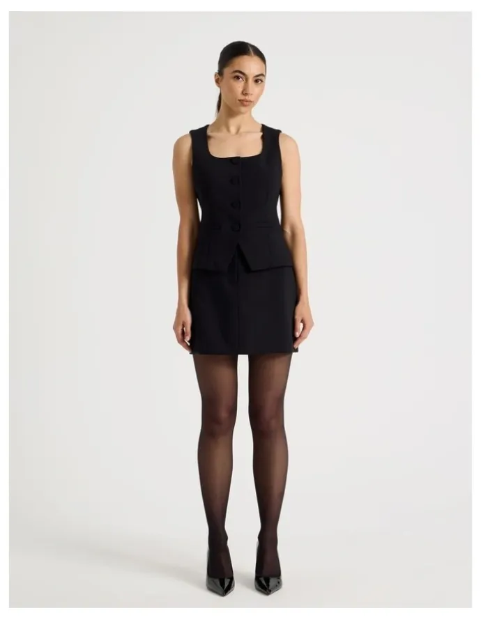 Blaq Petite Tailored Mini Skirt in Black