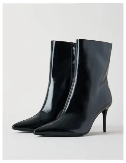 Blaq Priyanka Boot in Black