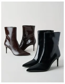 Blaq Priyanka Boot in Black